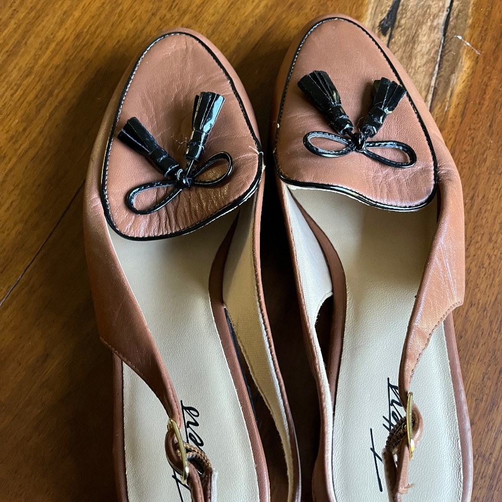 Trotters sling back shoes..